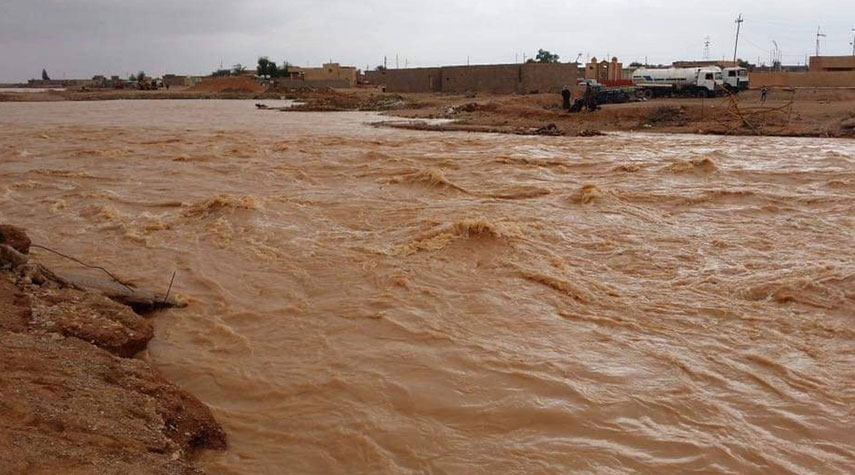 مصرع 7 اشخاص جراء السيول في ايران