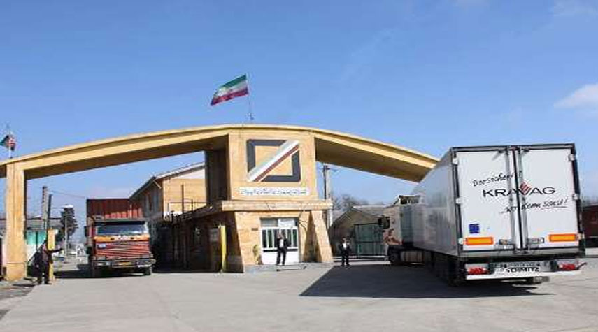 ايران..تصدير 410 مليون دولار من السلع غيرالنفطية عبر جمارك استارا