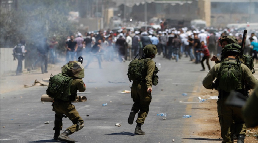 إصابة 22 فلسطينيا خلال مواجهات مع جيش الاحتلال الصهيوني