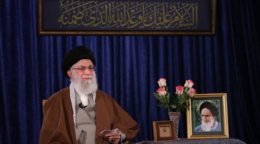 قائد الثورة الاسلامية: الشعب الايراني تألق في اختبار كورونا 