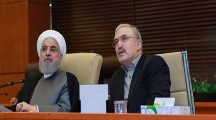 الرئيس روحاني: الاسراع بطرح اسهم المؤسسات الاقتصادية في البورصة