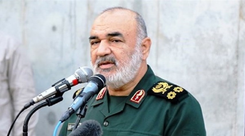 اللواء سلامي: الحرس الثوري يفخر بأنه يفعل لشموخ الشعب الايراني