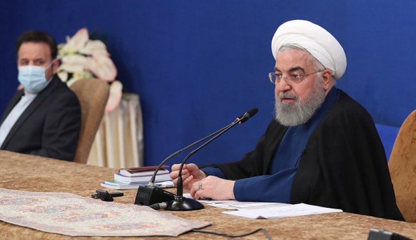 الرئيس روحاني: المراكز الدينية ستفتتح في المناطق الأقل خطورة 