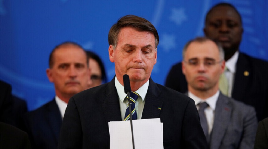 رئيس البرازيل يعترف بعجزه عن مواجهة كورونا