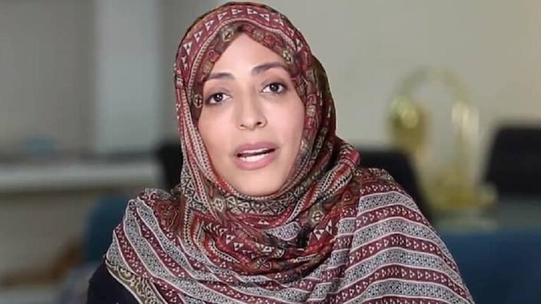 ناشطة يمنية تشرف على محتوى فيسبوك وانستغرام
