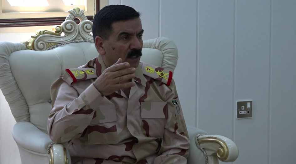 وزير الدفاع العراقي يحذر قواته من فتح ثغرة للارهابيين