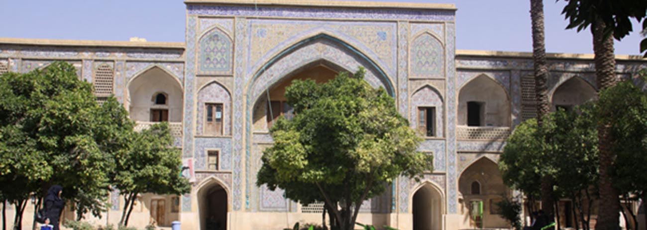 بالصور من ايران... مدرسة خان في شيراز