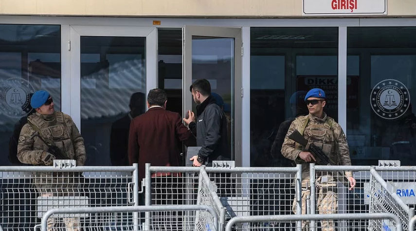 «كورونا» يتفشى بسجن خامس في تركيا