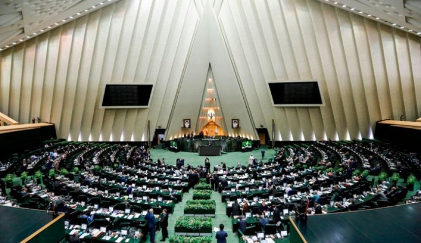 انطلاق اعمال البرلمان الايراني في دورته الـ11 