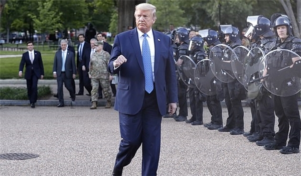  صحيفة اميركية: تحالف ترامب والجيش قد يتلاشى في شوارع أميركا 