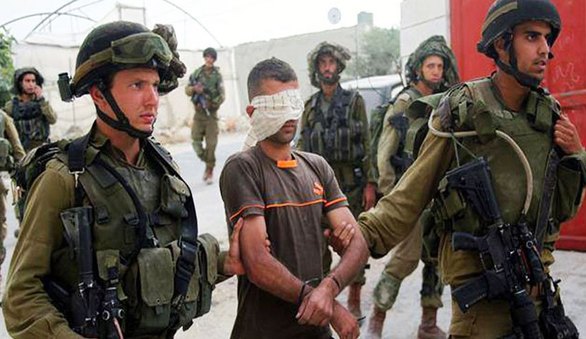قوات الاحتلال تعتقل 25 فلسطينياً في الضفة الغربية