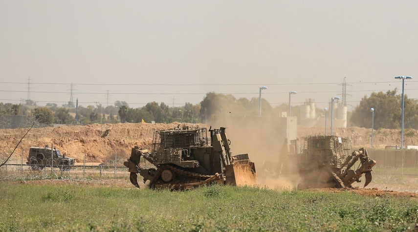 آليات صهيونية تتوغل في شمال قطاع غزة