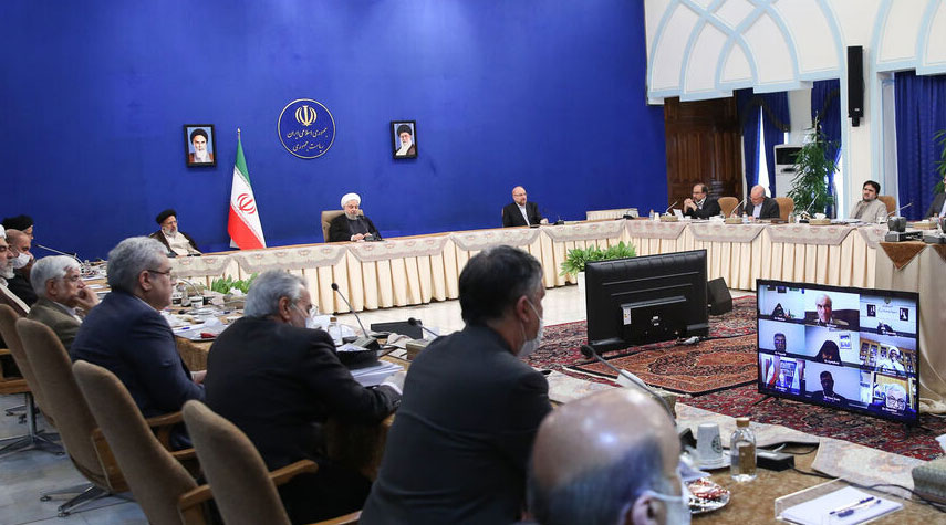 روحاني: مقاومة شعبنا أمام الحظر تنبع من ثقافته الغنية