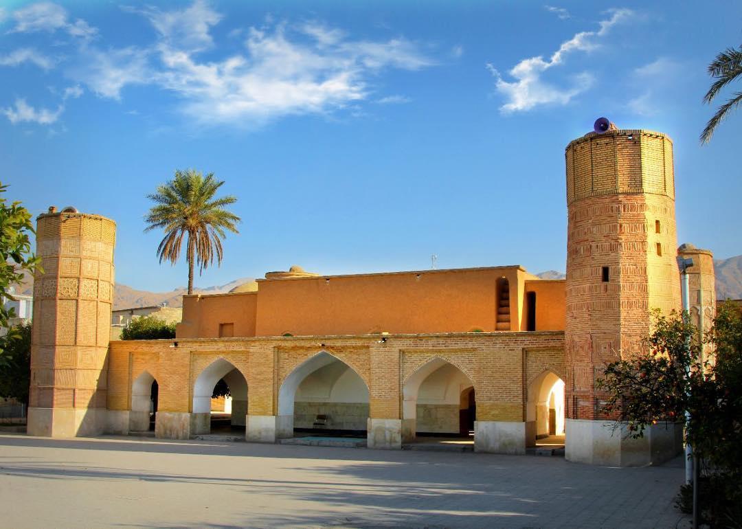 جامع داراب.. مسجد فريد بأربع منارات