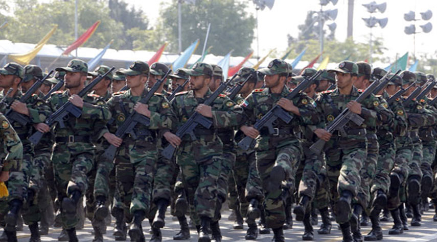 الجيش الايراني يؤكد أنه في أعلى مستويات التنسيق مع حرس الثورة 
