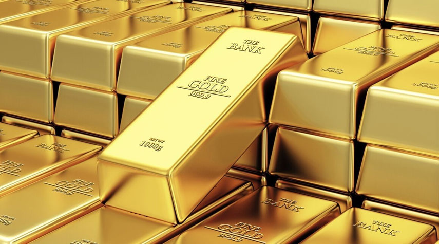 انخفاض أسعار الذهب عن 1800 دولار للأوقية