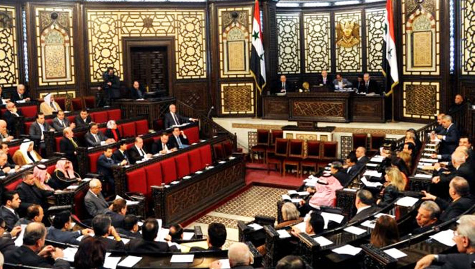 مجلس الشعب السوري الجديد يقيل الحكومة