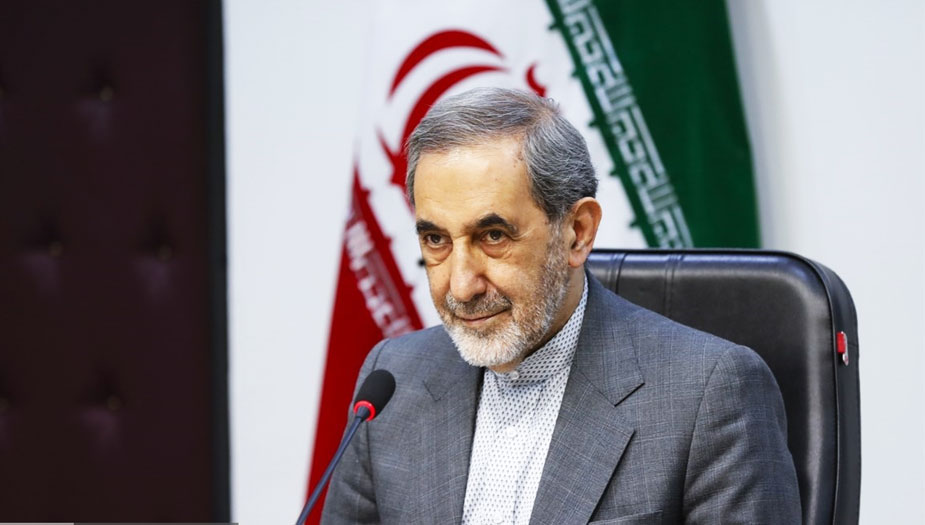 ولايتي يتحدث عن علاقات ايران مع العراق والتطورات القادمة