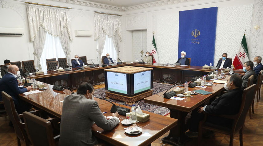 الرئيس الايراني يؤكد فشل خطط الأعداء من خلال الحظر والضغوط