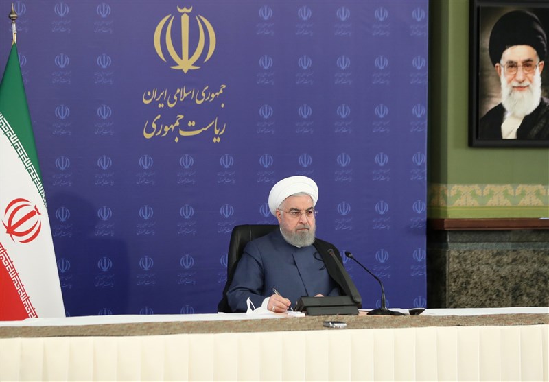  الرئيس روحاني: التجمعات في البلاد مازالت محظورة للوقاية من كورونا