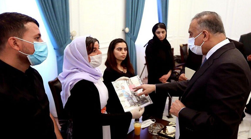 العراق... رئيس الوزراء يتعهد للإيزيديين بالبحث عن مختطفيهم 