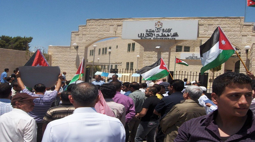 الاردن... اصابة سبعة رجال أمن في الأردن أثناء تفريق محتجين