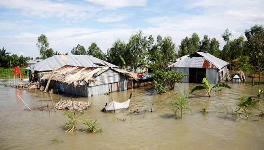 بنغلادش...مئات الضحايا بسبب فيضانات غطت ثلث البلاد