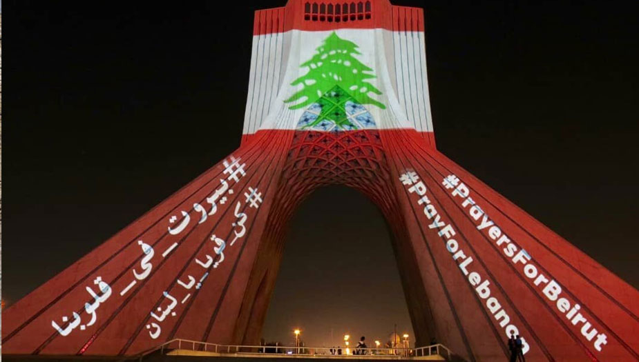 امانة العاصمة طهران تضيء برج "الحرية" وجسر "الطبيعة" بالوان علم لبنان