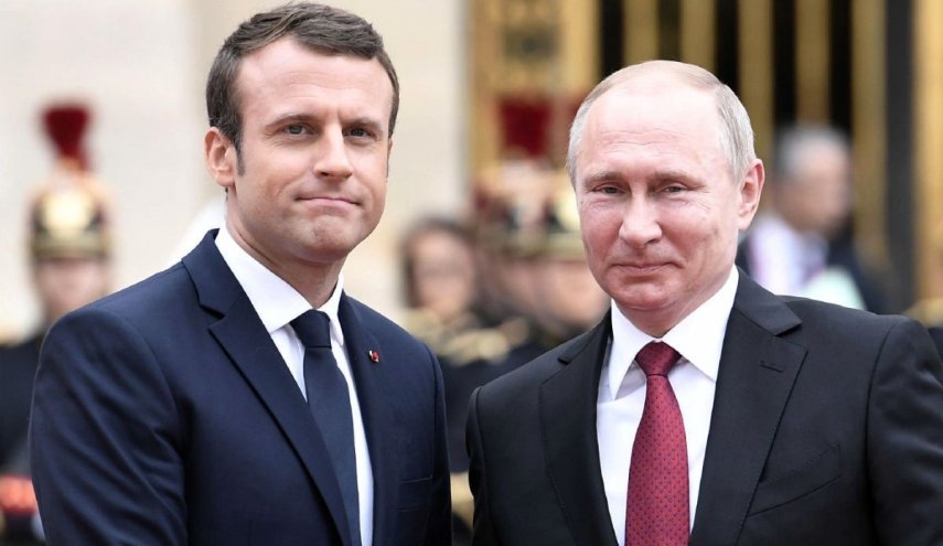 الرئيسان الروسي والفرنسي يبحثان الوضع في بيلاروس