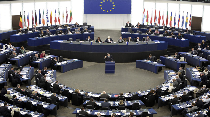 البرلمان الأوروبي يندد بالانقلاب العسكري في مالي