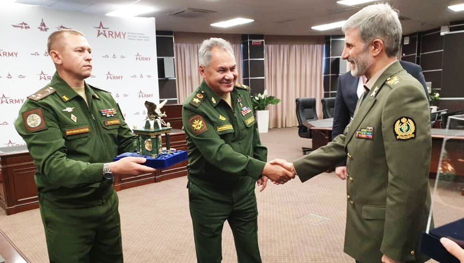 وزير الدفاع الايراني : التعاون الدفاعي مع روسيا يتم لارساء السلام العالمي