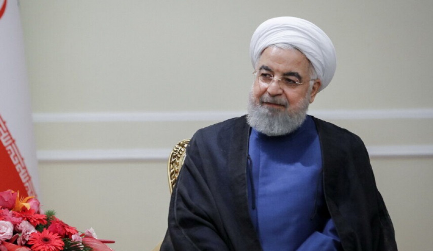 الرئيس  روحاني يؤكد مجددا ضرورة تنمية العلاقات مع الجيران 