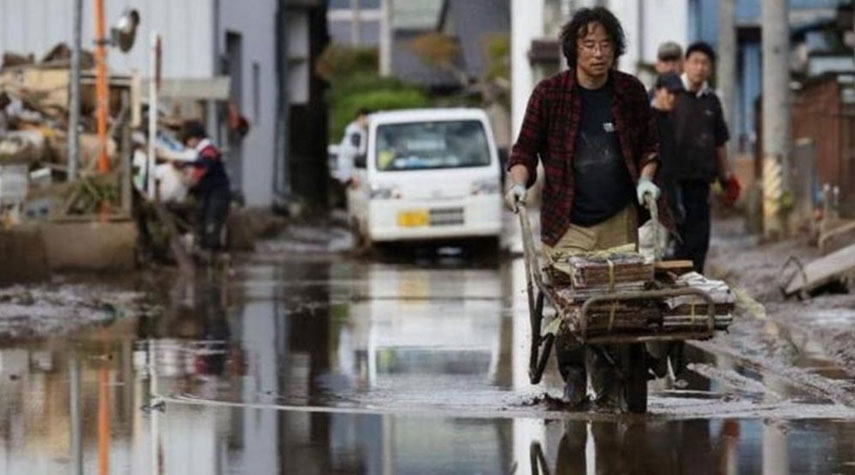 اليابان تتأهب لمواجهة إعصار غير مسبوق