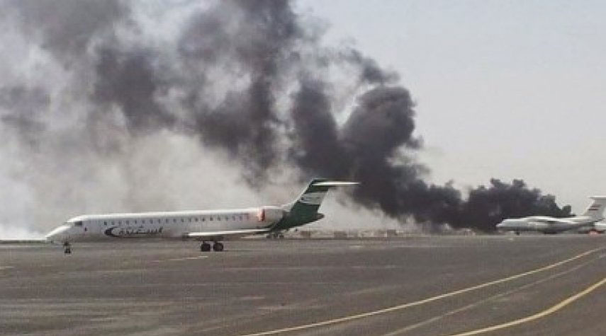 الطيران اليمني يهاجم اهدافا عسكرية سعودية في مطار أبها