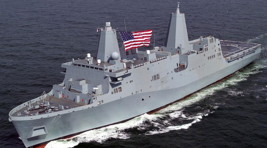 اسطول أميركي يعلن اختفاء أحد عناصره في بحر العرب