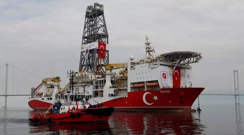 تركيا تسحب سفينة تنقيب من شرق المتوسط