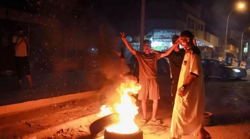 استقالة الحكومة الليبية الموازية بعد احتجاجات واسعة