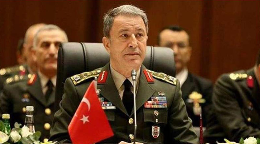 وزير الدفاع التركي يدين إساءة صحيفة يونانية لأردوغان