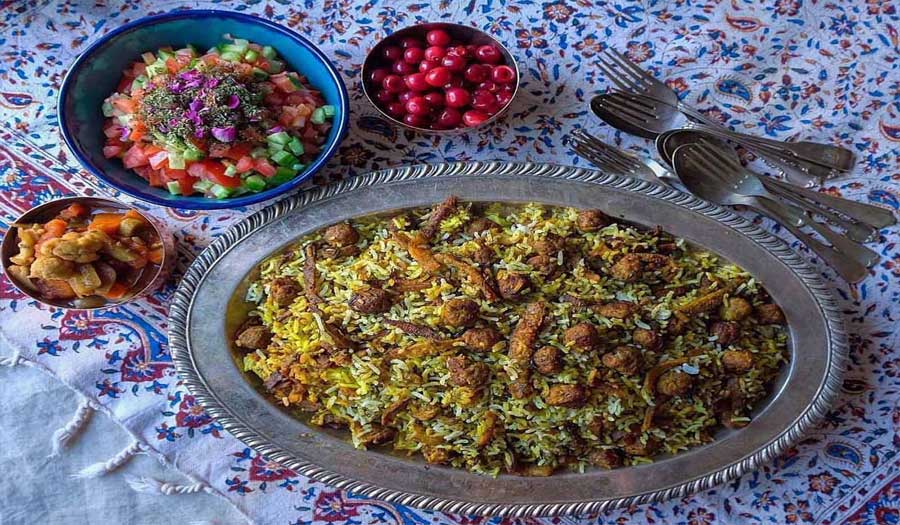 من المطبخ الإيراني.. كلم بلو شيرازي