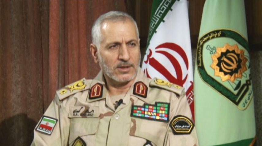 قائد عسكري: ايران آمنة بفضل خفر الحدود والقوت المسلحة