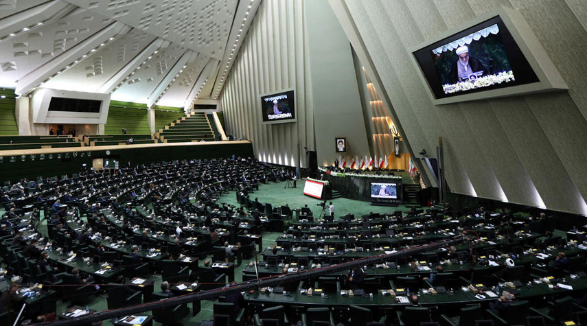 البرلمان الايراني يعد خطة لمواجهة الحظر الاميركي