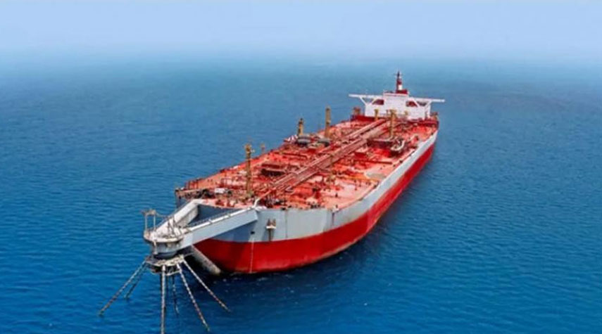اليمن... تسرّب النفط من ناقلة صافر في البحر الأحمر
