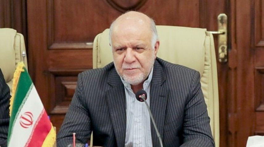 وزير النفط الايراني: انتاج النفط لم يتوقف حتى ليوم واحد