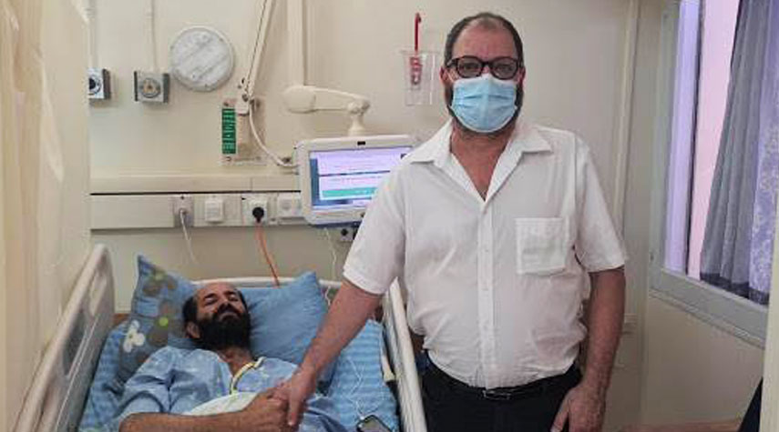 الاسير الأخرس يطلب ان يعالج في مستشفى فلسطيني