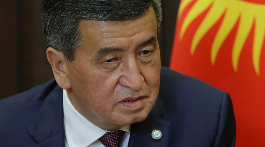 الرئيس القرغيزي يعلن استقالته من منصبه
