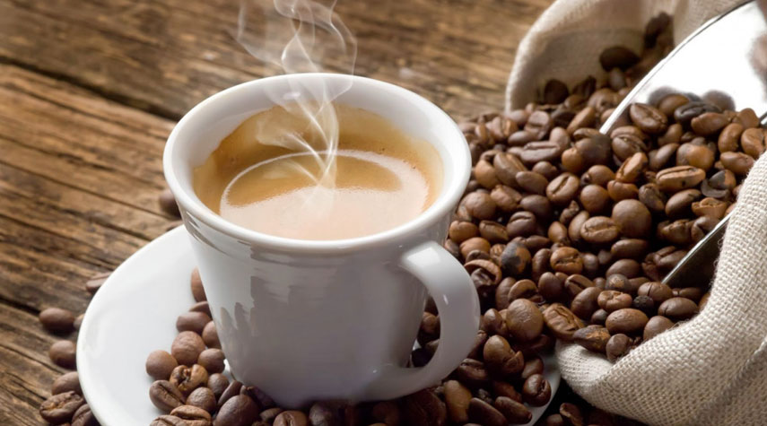 باحثون يكشفون فوائد مذهلة بتناول القهوة مع الحليب