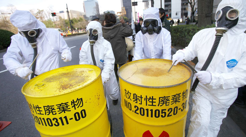 اليابان تتخلص من مواد مشعة عبر القائها بالبحر