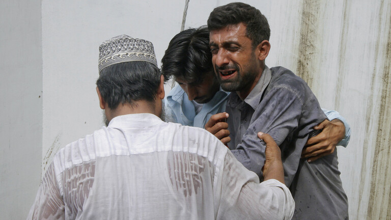 انزلاق أرضي في باكستان يودي بحياة 16 شخصا