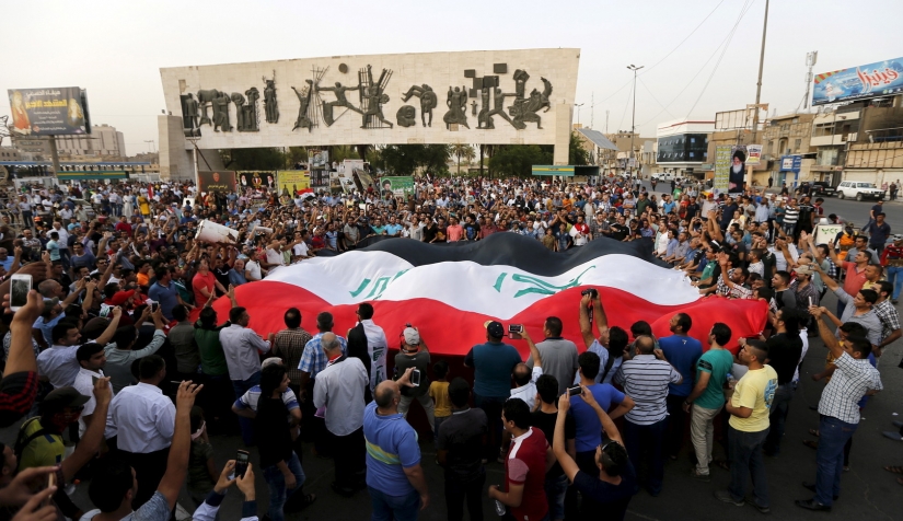  مسؤول عراقي يدعو إلى عدم التظاهر خارج ساحة التحرير