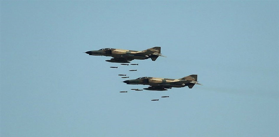 صور من إيران.. بدء مناورة القوة الجوية للجيش 